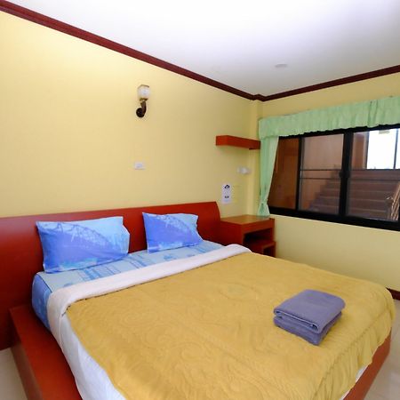 Kanjana Mansion Sakon Nakhon Eksteriør bilde